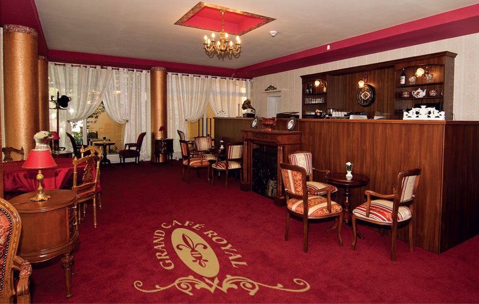 Grand Royal Cafe